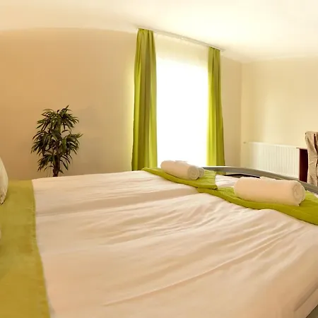 Hotel Viktória Wellness 2*